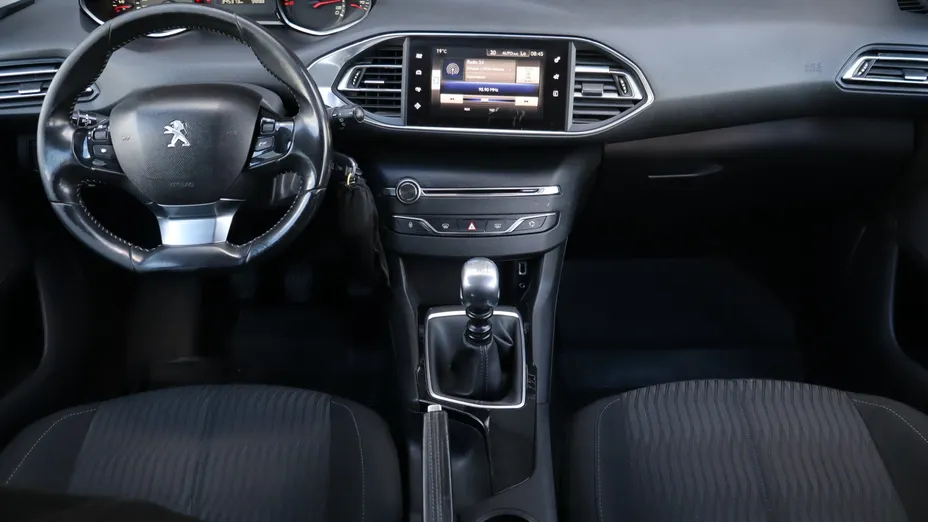 Peugeot 308 -