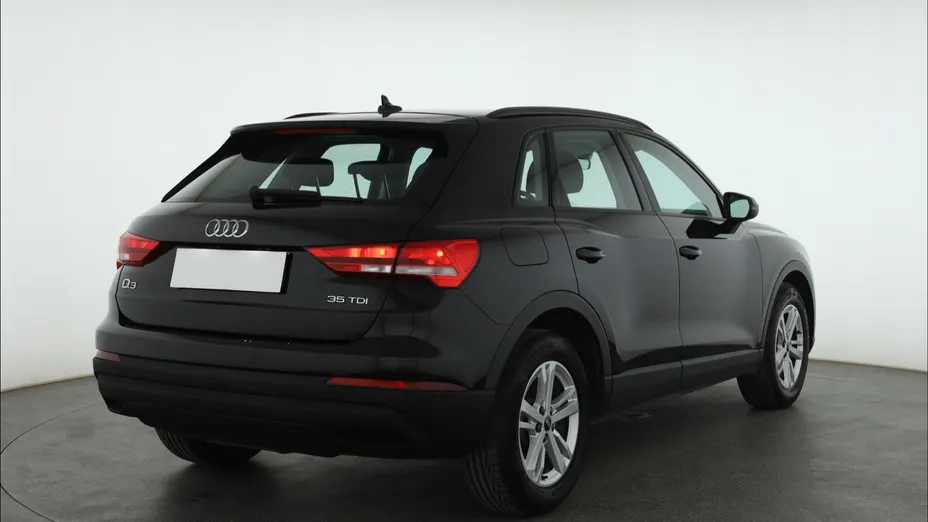 Audi Q3 -