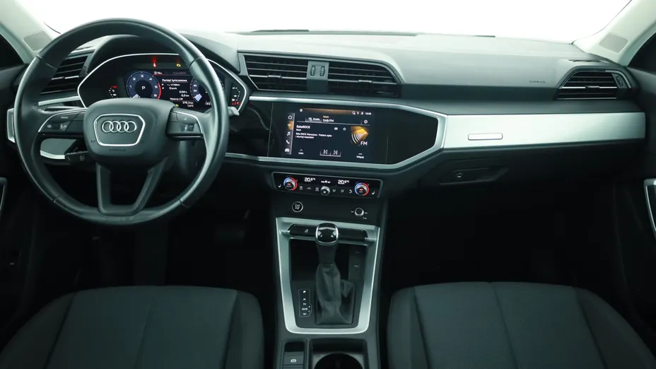 Audi Q3 -