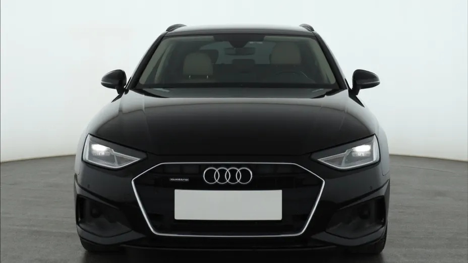 Audi A4 -