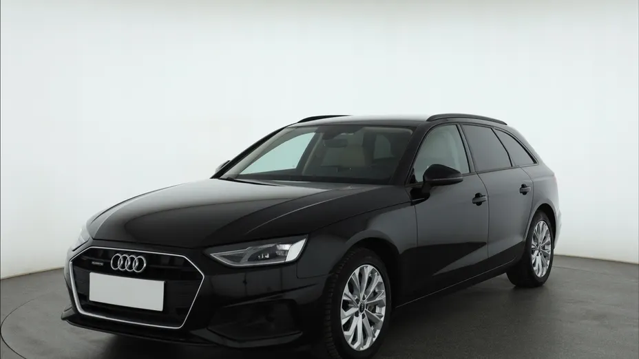 Audi A4 -