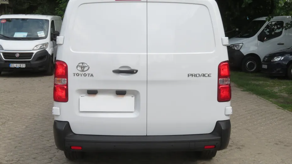 Toyota Proace -