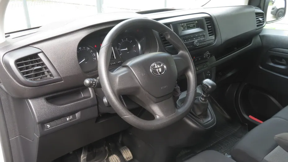 Toyota Proace -
