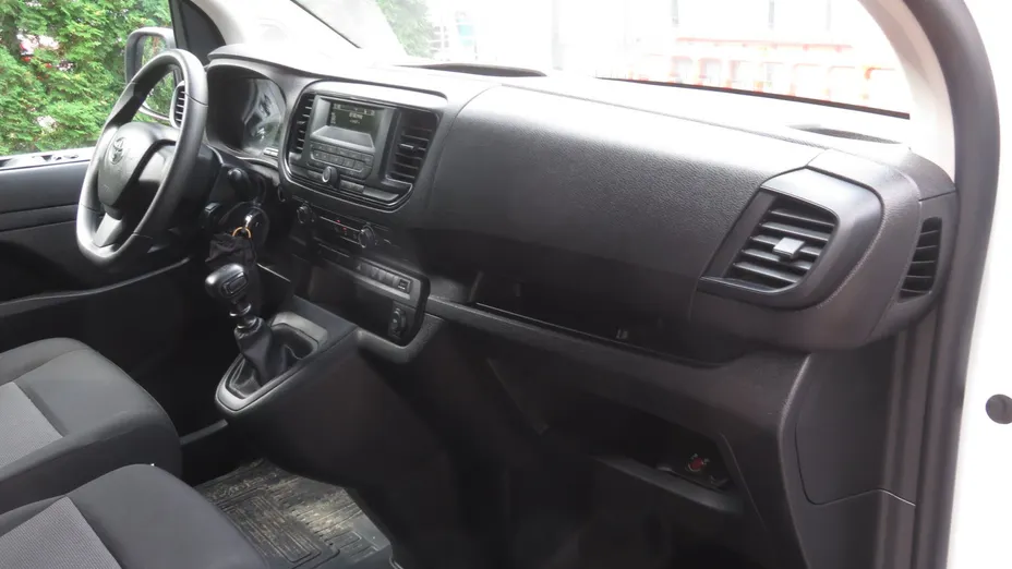 Toyota Proace -