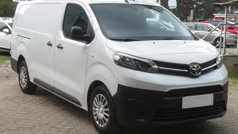 Toyota Proace -