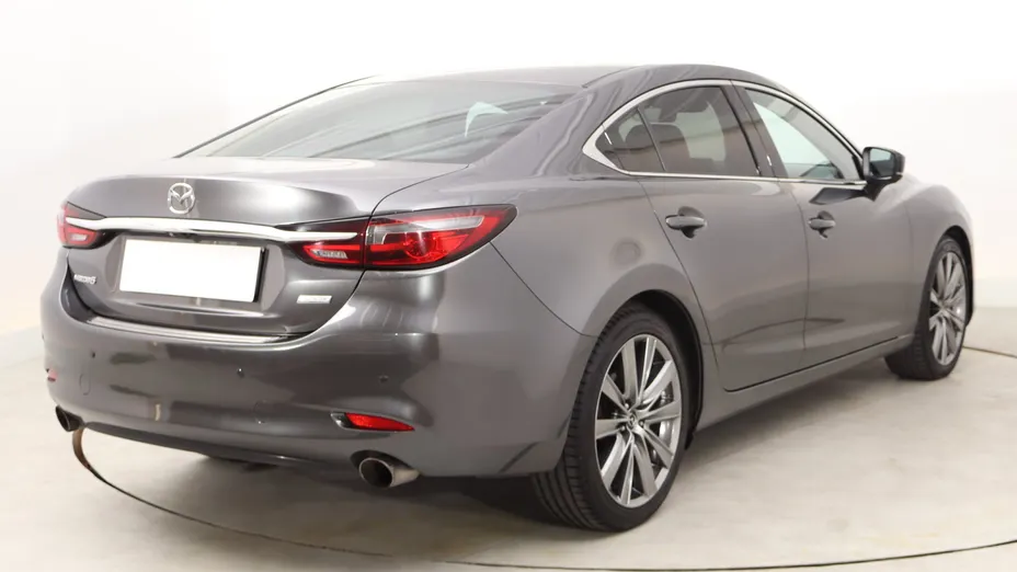 Mazda 6 -