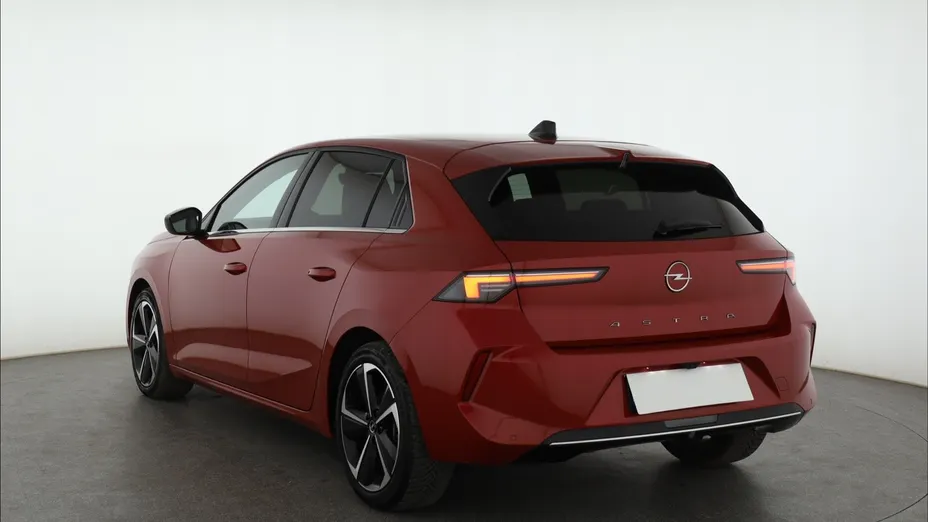 Opel Astra -