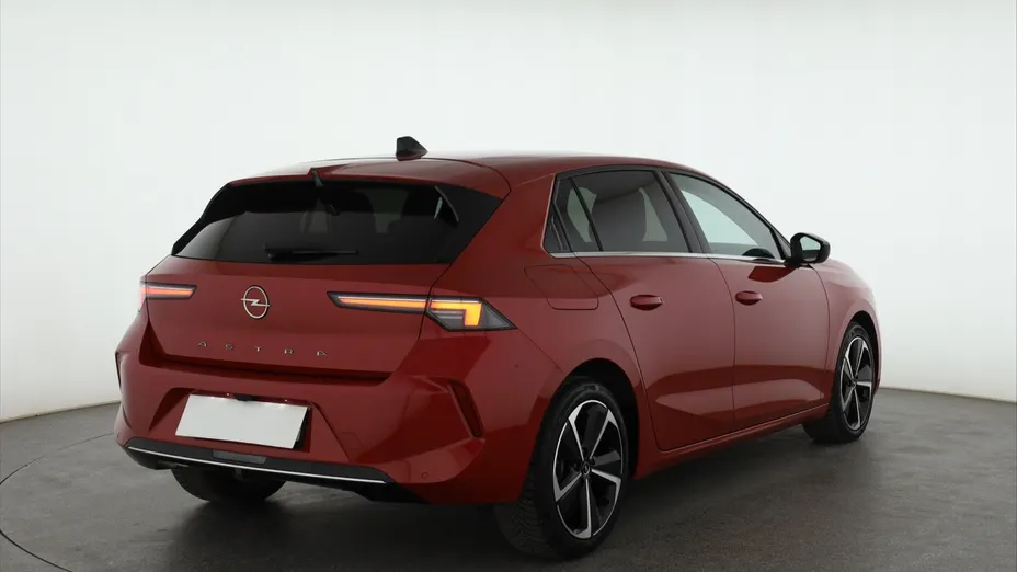 Opel Astra -