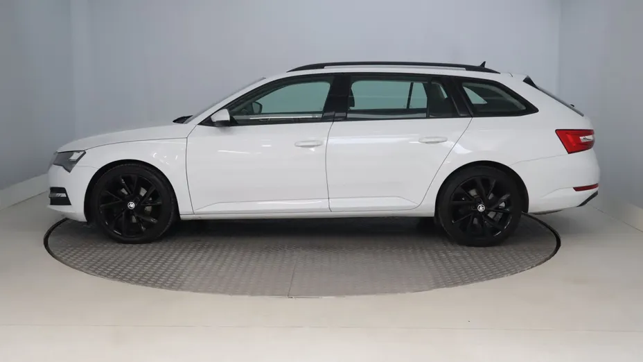Skoda Superb -