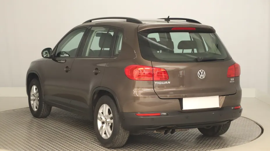 VW Tiguan -
