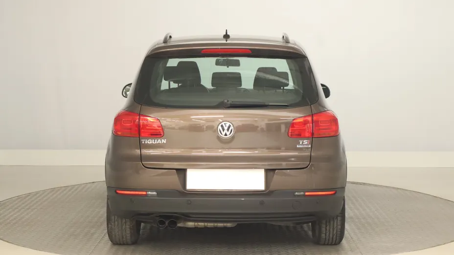 VW Tiguan -