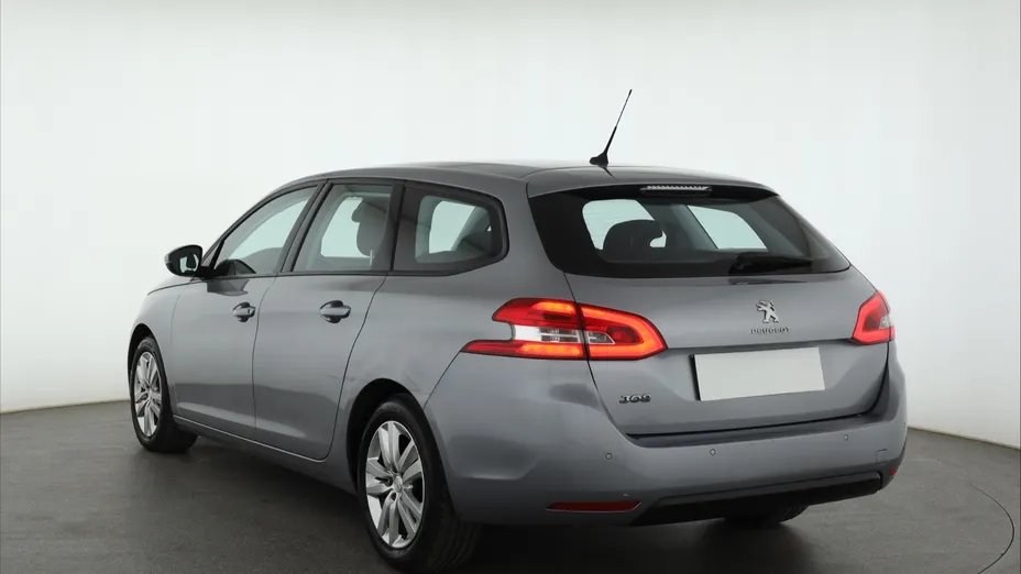 Peugeot 308 -