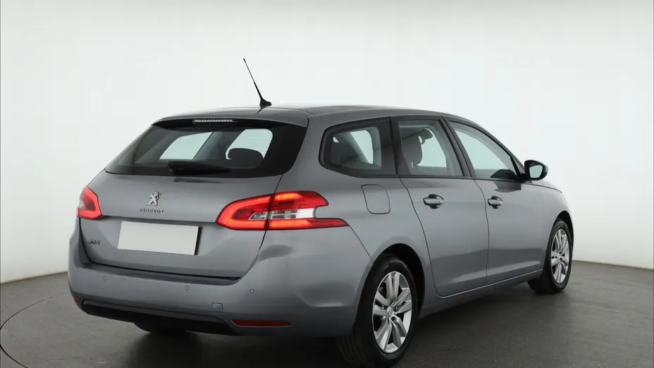 Peugeot 308 -