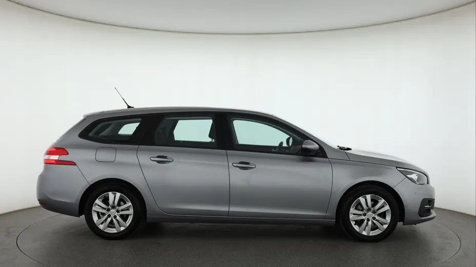 Peugeot 308 -