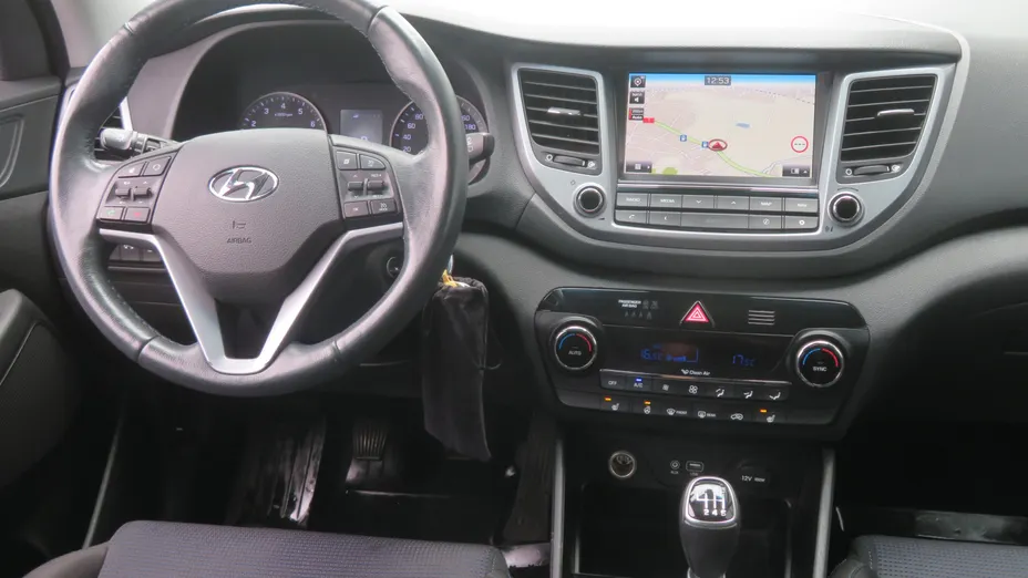 Hyundai Tucson -