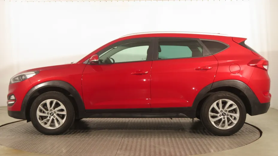 Hyundai Tucson -