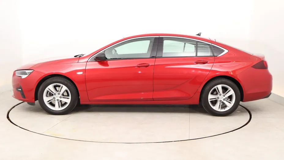Opel Insignia -