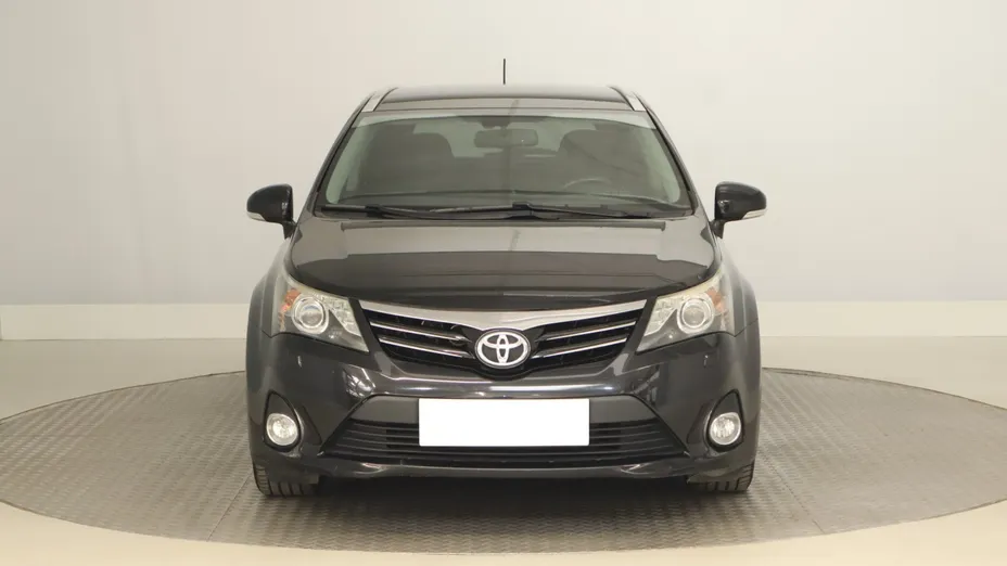 Toyota Avensis -