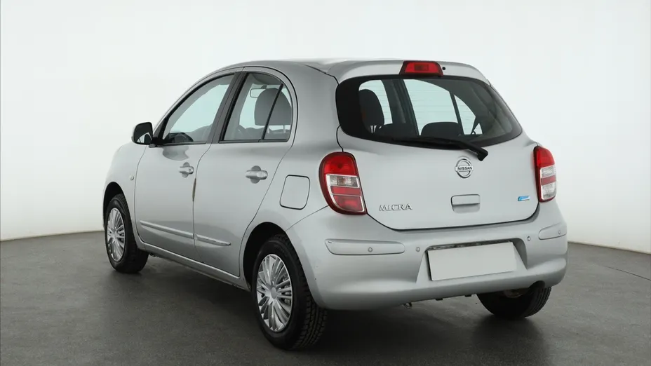 Nissan Micra -