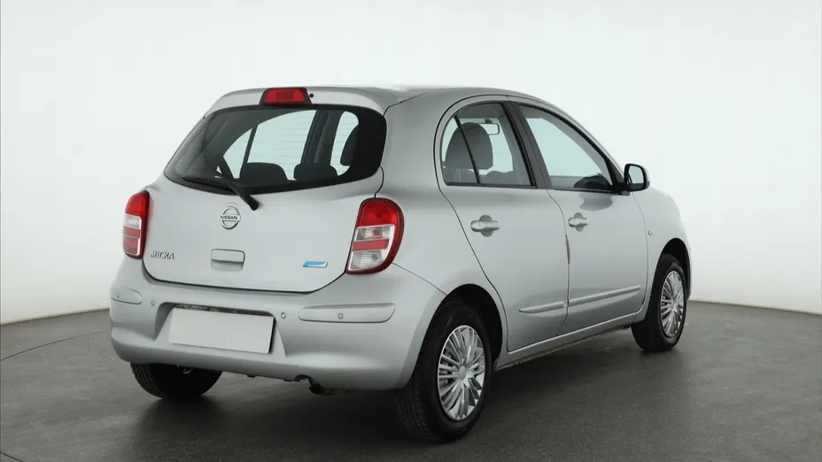 Nissan Micra -