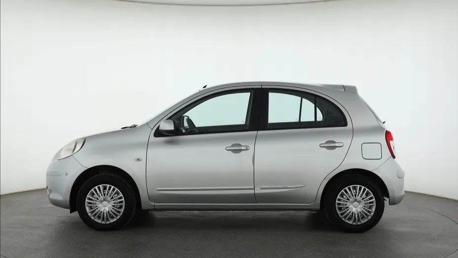 Nissan Micra -