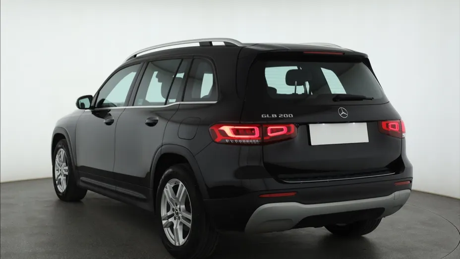 Mercedes GLB -