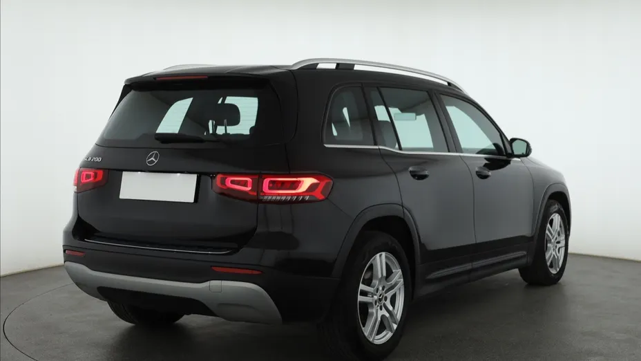 Mercedes GLB -