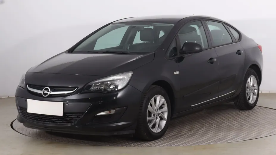 Opel Astra -