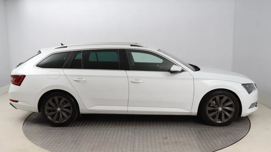 Skoda Superb -