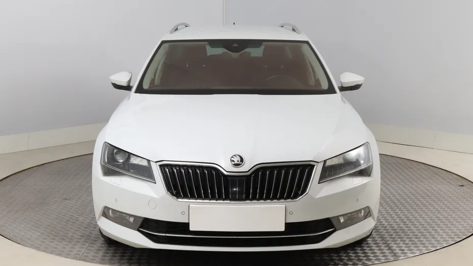 Skoda Superb -