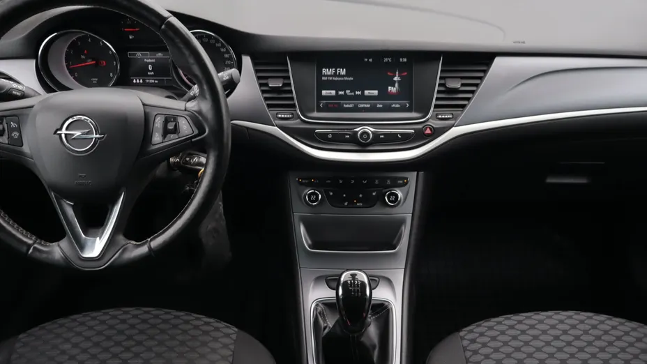 Opel Astra -