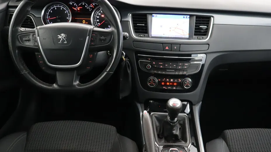 Peugeot 508 -