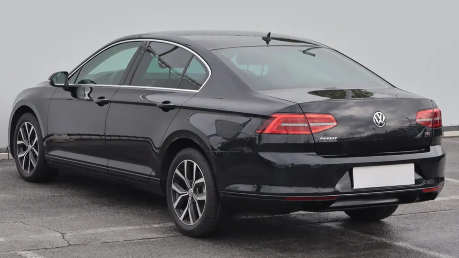 VW Passat -