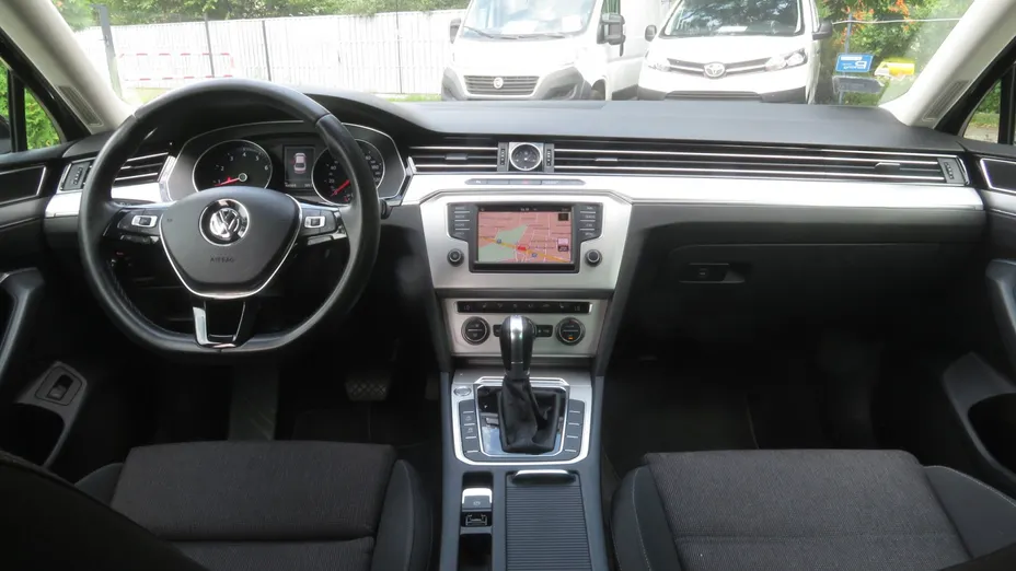 VW Passat -