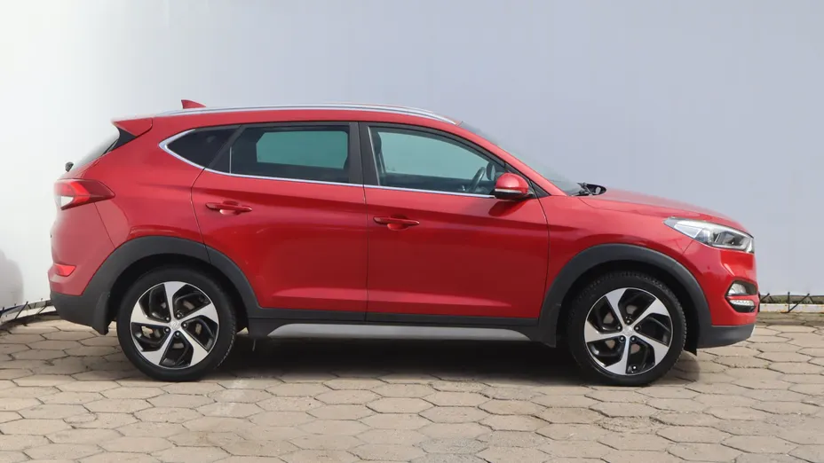 Hyundai Tucson -