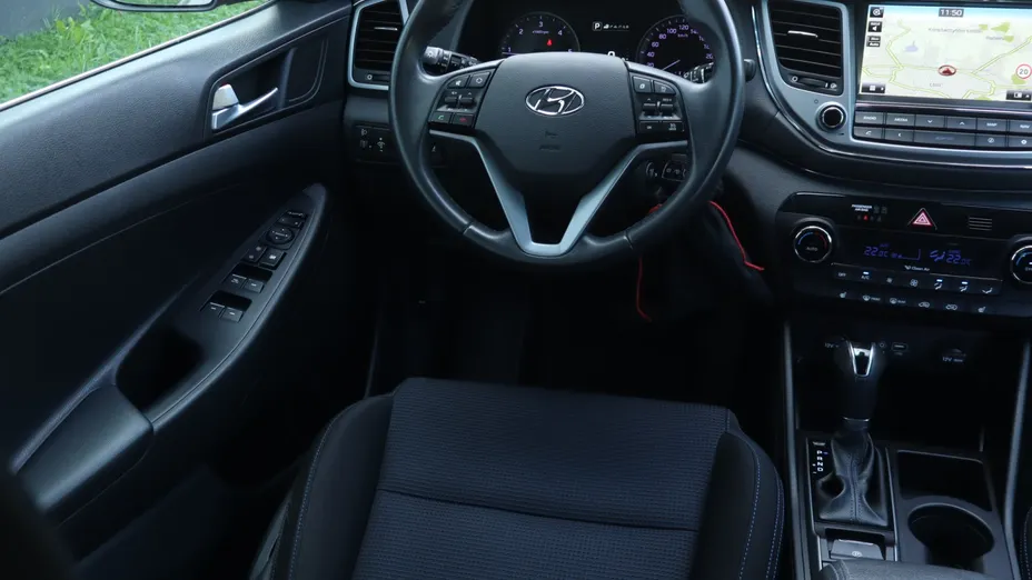 Hyundai Tucson -