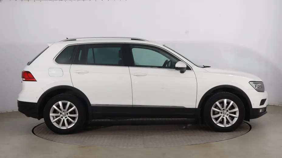 VW Tiguan -