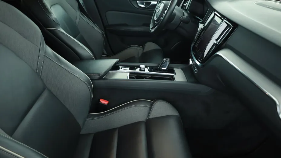 Volvo V60 -