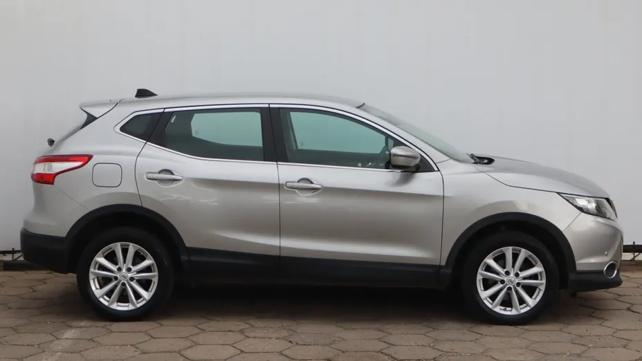 Nissan Qashqai -