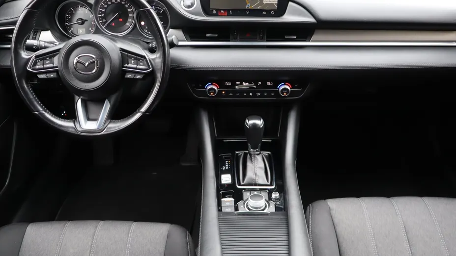 Mazda 6 -