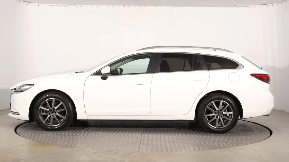 Mazda 6 -