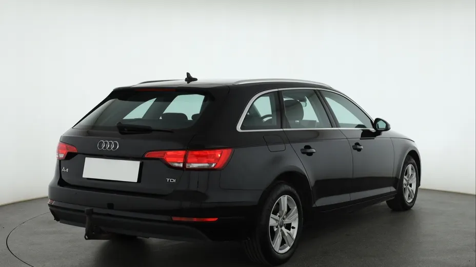 Audi A4 -