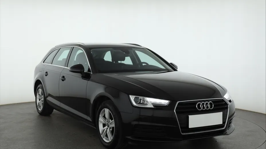 Audi A4 -