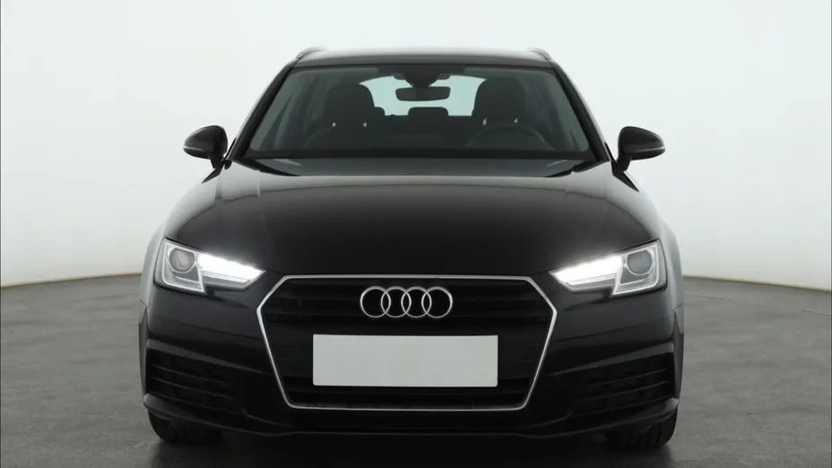 Audi A4 -
