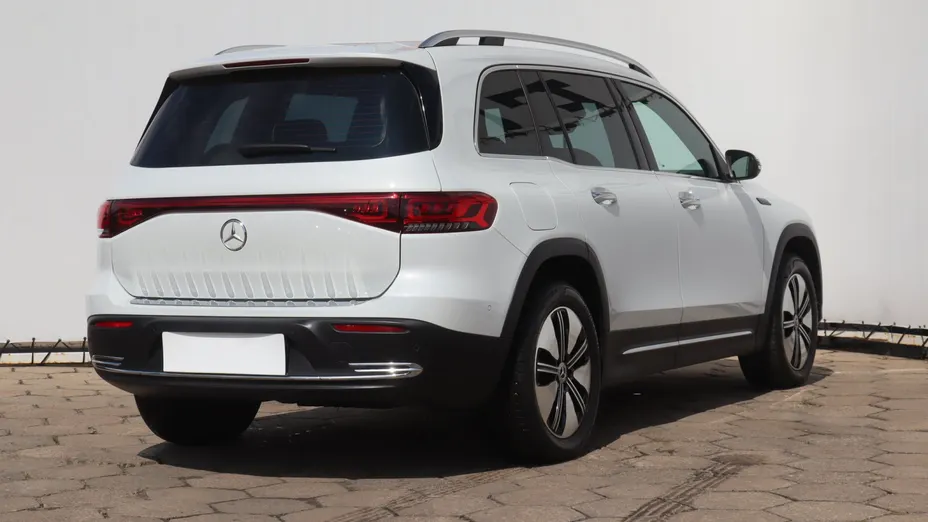 Mercedes EQB -