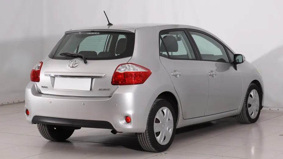 Toyota Auris -