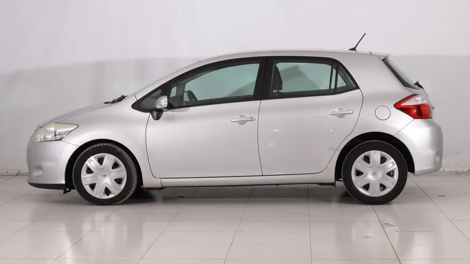 Toyota Auris -