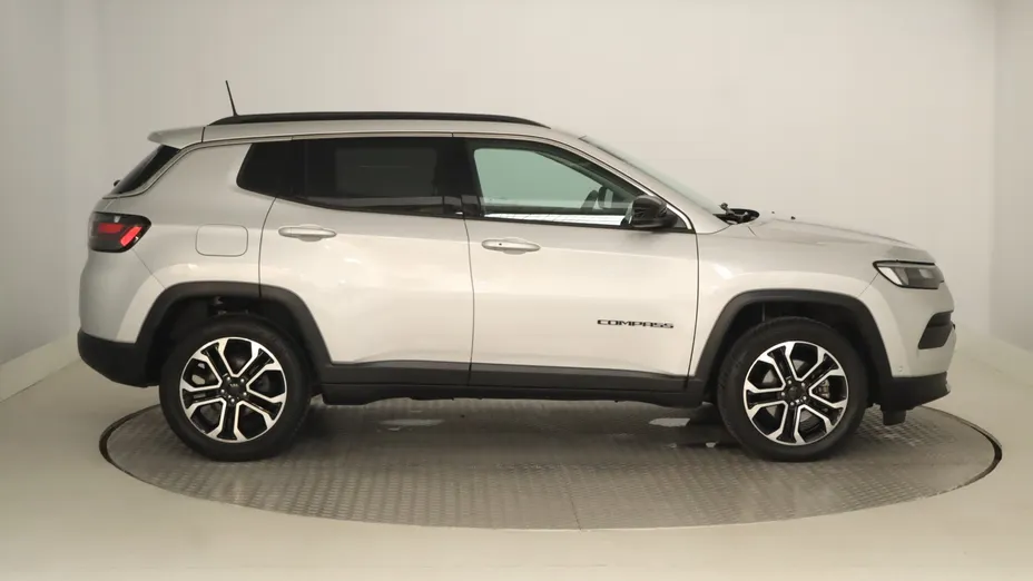 Jeep Compass -