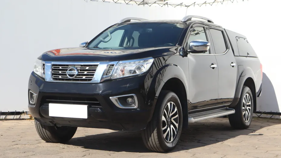 Nissan Navara -