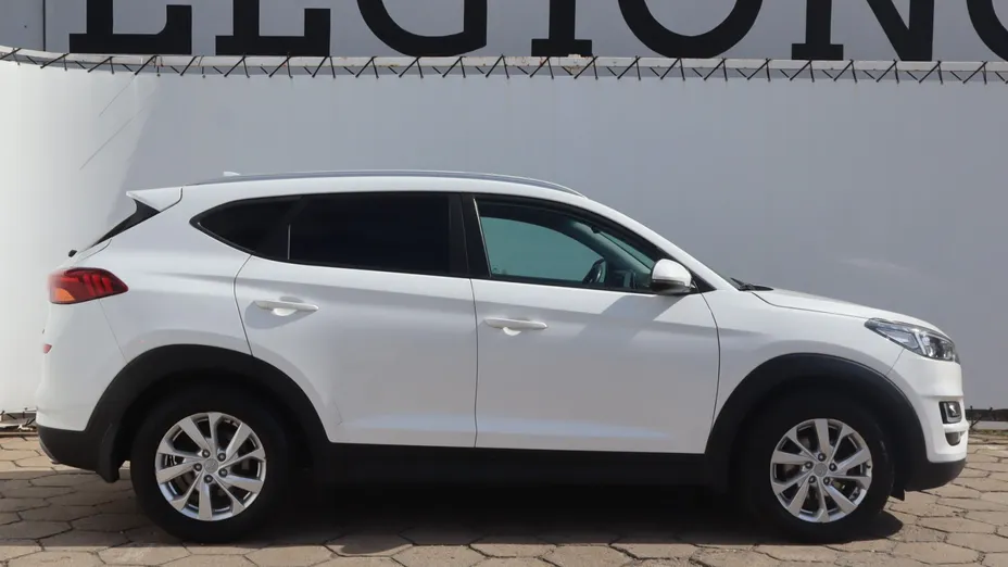 Hyundai Tucson -